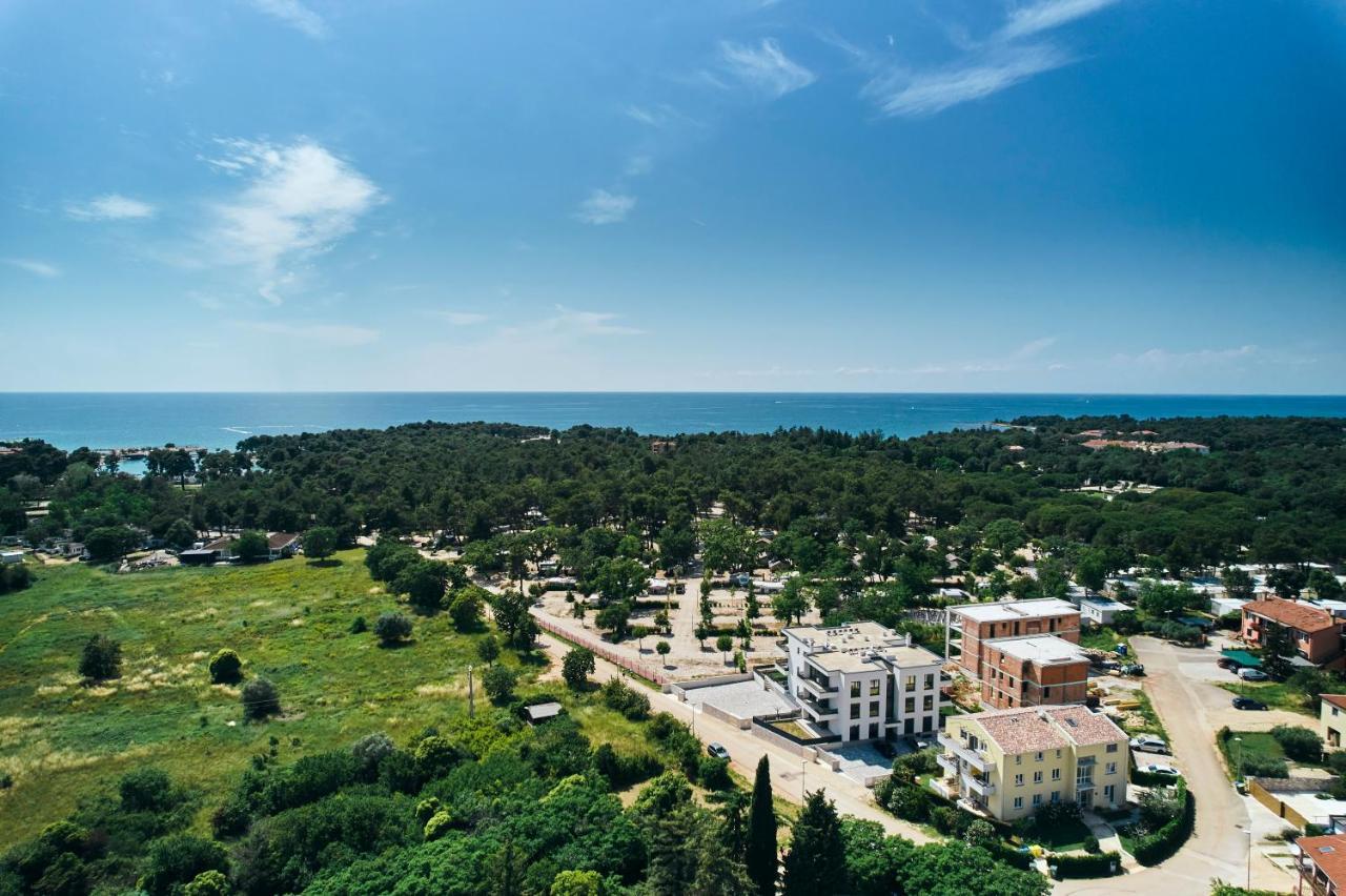 Apartments San Maris อูมัค ภายนอก รูปภาพ